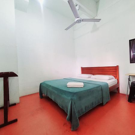 The Jesselton Cabin Sdn Bhd Kota Kinabalu Eksteriør bilde