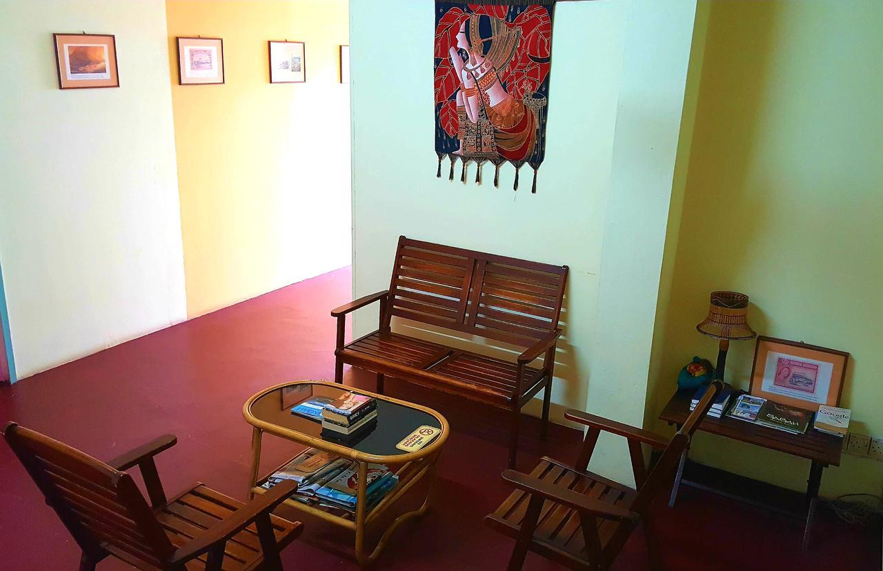 The Jesselton Cabin Sdn Bhd Kota Kinabalu Eksteriør bilde